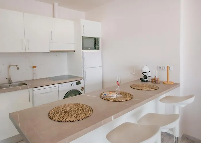 Paraiso Del Sur 2-bedroom Luxury Suite, Sea & Mountain Views Apartment