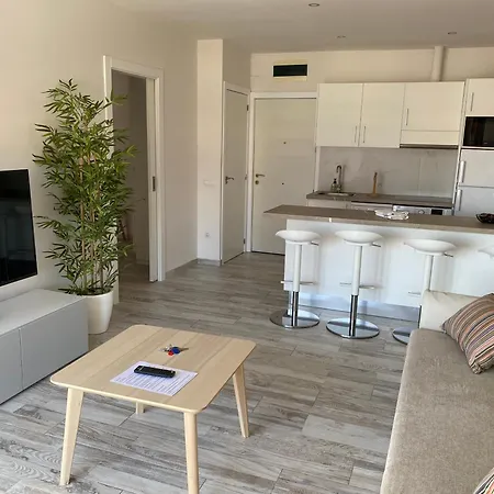 Paraiso Del Sur 2-bedroom Luxury Suite, Sea & Mountain Views 아파트