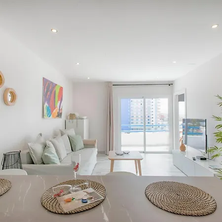 Апартаменти Paraiso Del Sur 2-bedroom Luxury Suite, Sea & Mountain Views