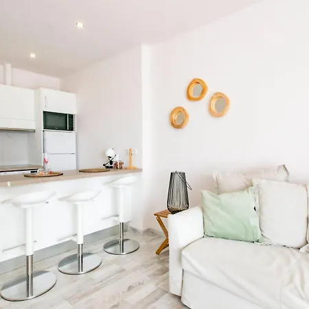 Paraiso Del Sur 2-bedroom Luxury Suite, Sea & Mountain Views Апартаменти Адехе